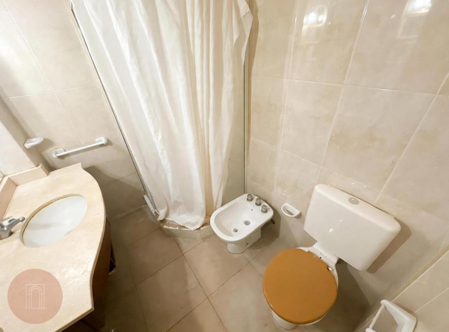 Foto de EN VENTA- Departamento 3 ambientes en Plaza Mitre, imagen 1