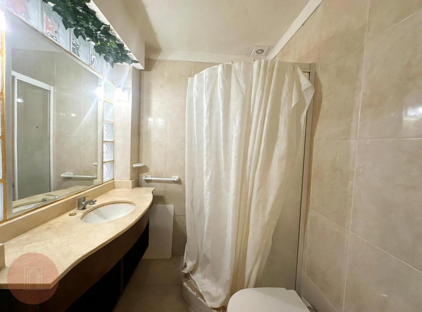 Foto de EN VENTA- Departamento 3 ambientes en Plaza Mitre, imagen 3