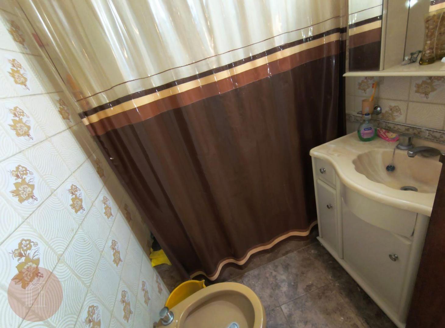 Foto de EN VENTA- Departamento de 2 ambientes al lateral abierto zona Centro, imagen 3