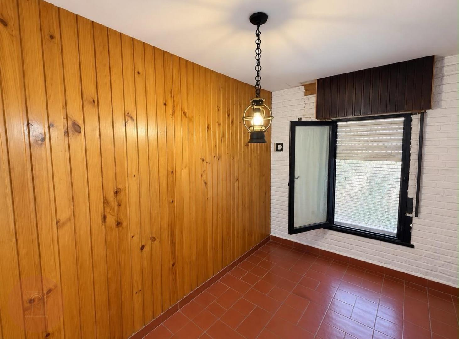 Foto de EN VENTA- CASA en PH. OPORTUNIDAD PARA REFACCIONAR, imagen 3