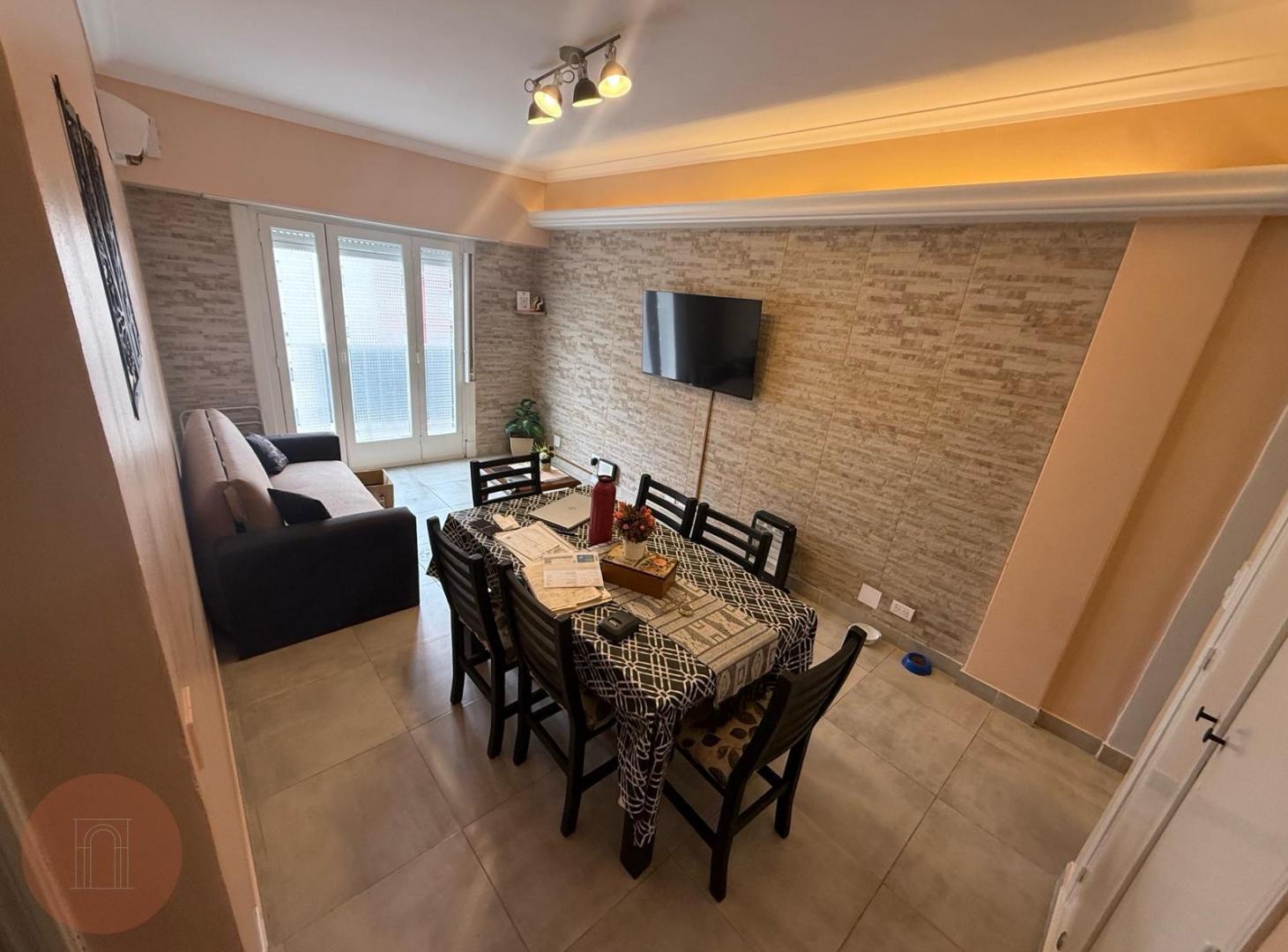Foto de EN VENTA- Departamento reciclado de 3 ambientes con vista al mar Zona, imagen 3