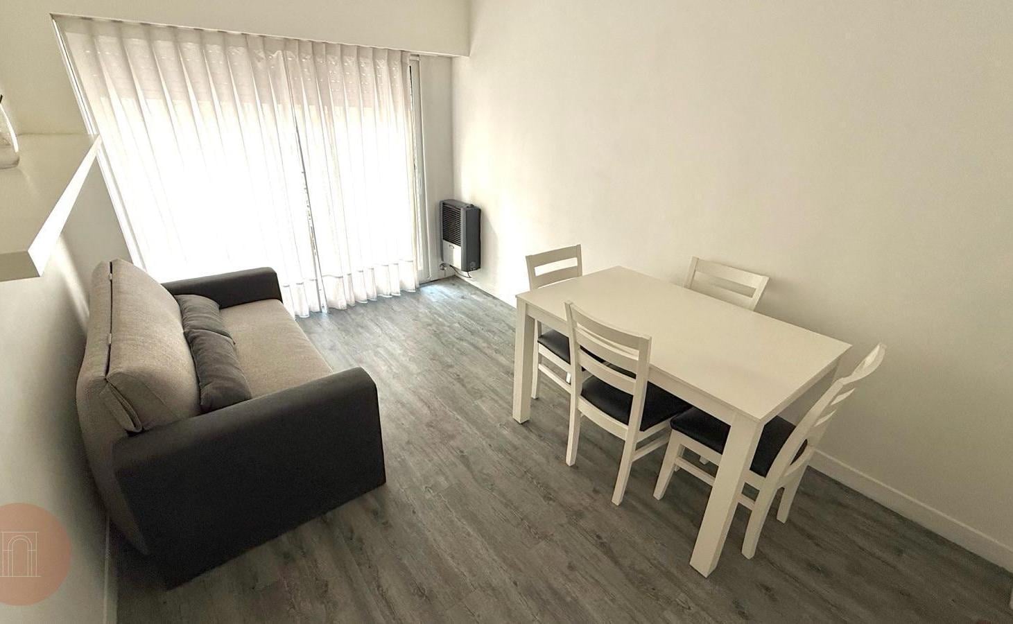 Foto de ALQUILER 24 MESES - Departamento 2 ambientes Zona Plaza Mitre, imagen 1