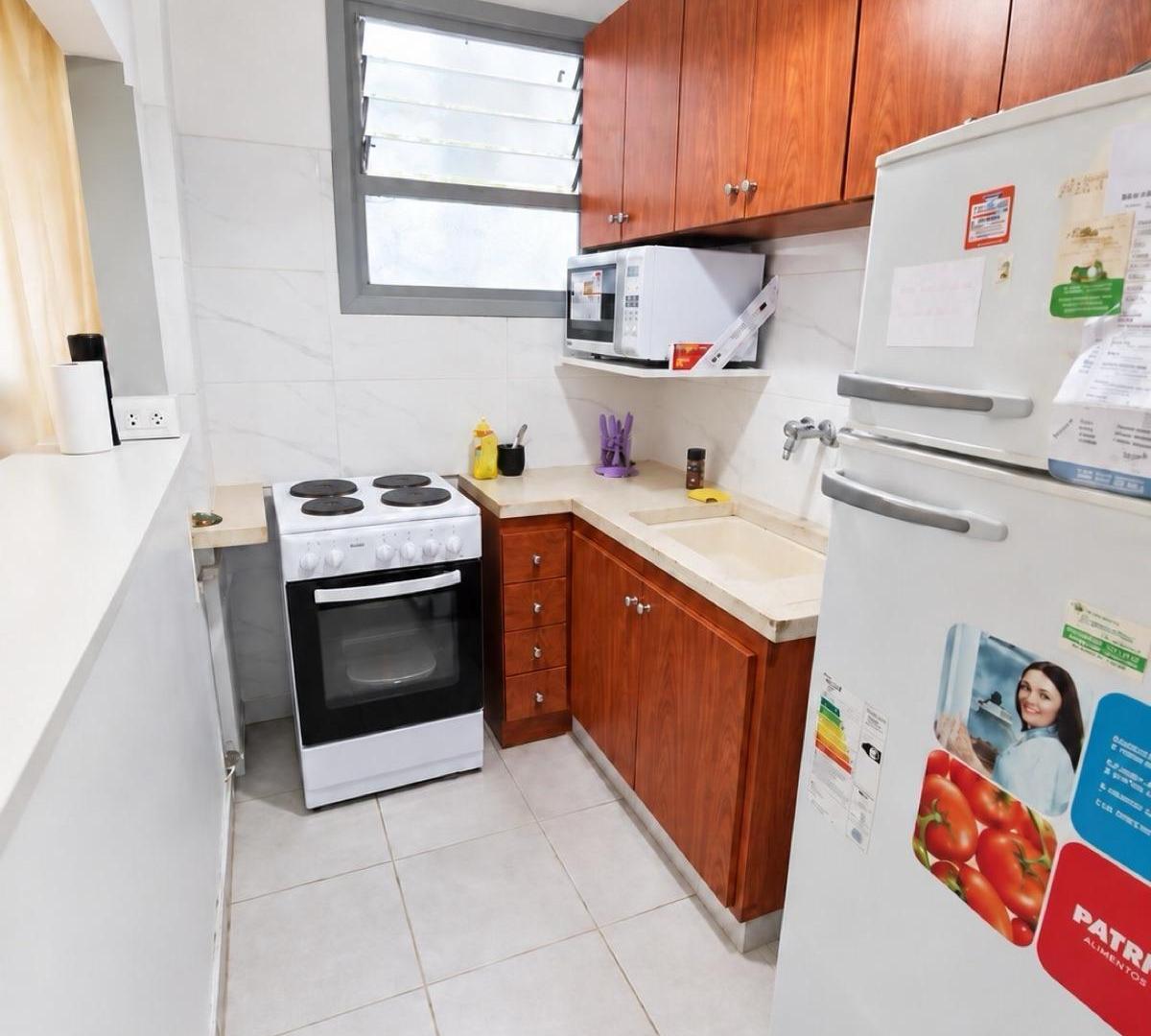 Foto de ALQUILER 24 MESES- Departamento de 2 ambientes zona Guemes, imagen 2