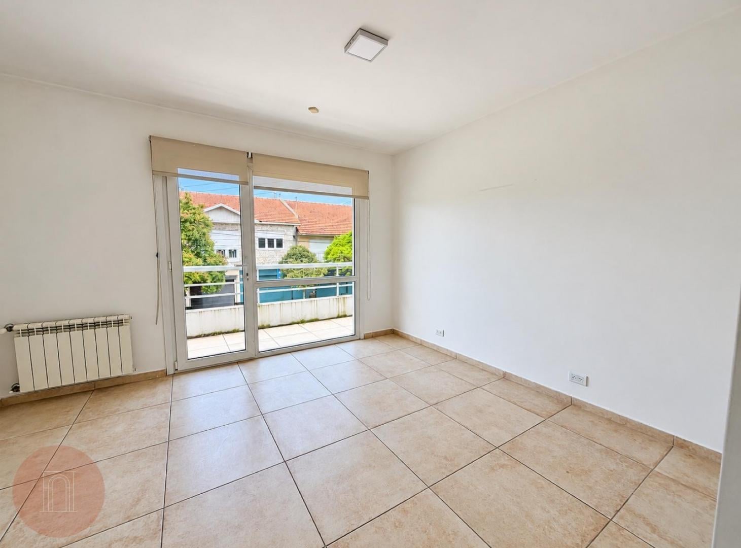 Foto de EN ALQUILER- Importante Complejo de Oficinas en Esquina Comercial Zona, imagen 3