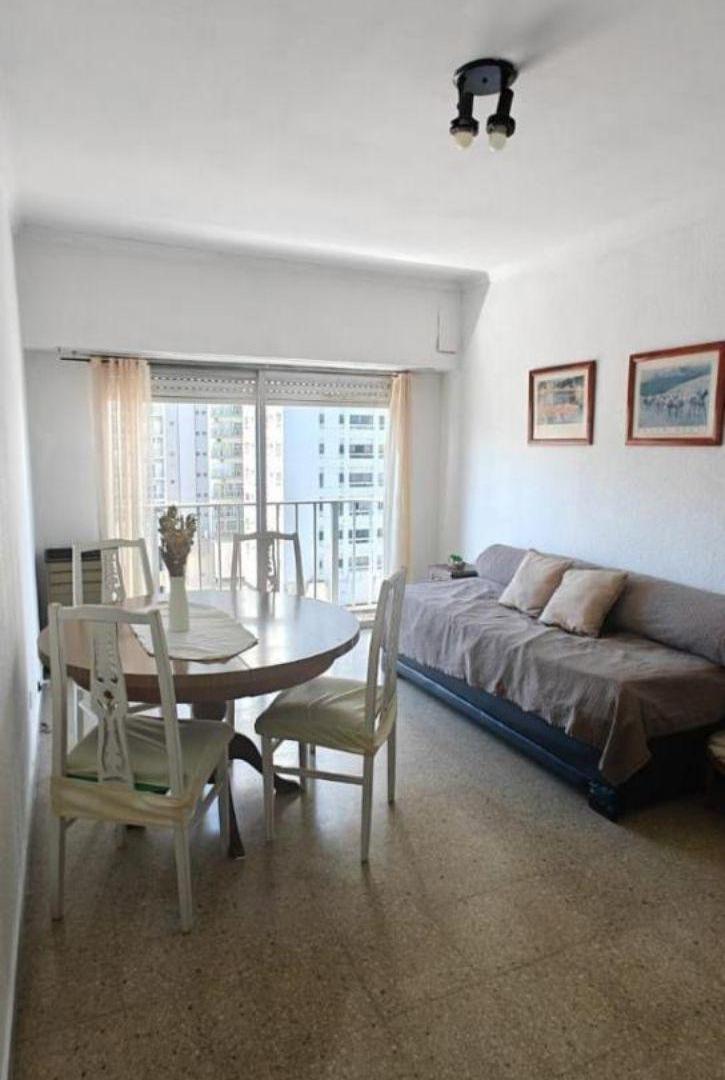 Foto de ALQUILER 24 MESES- Departamento de 2 ambientes al frente con vista al, imagen 4