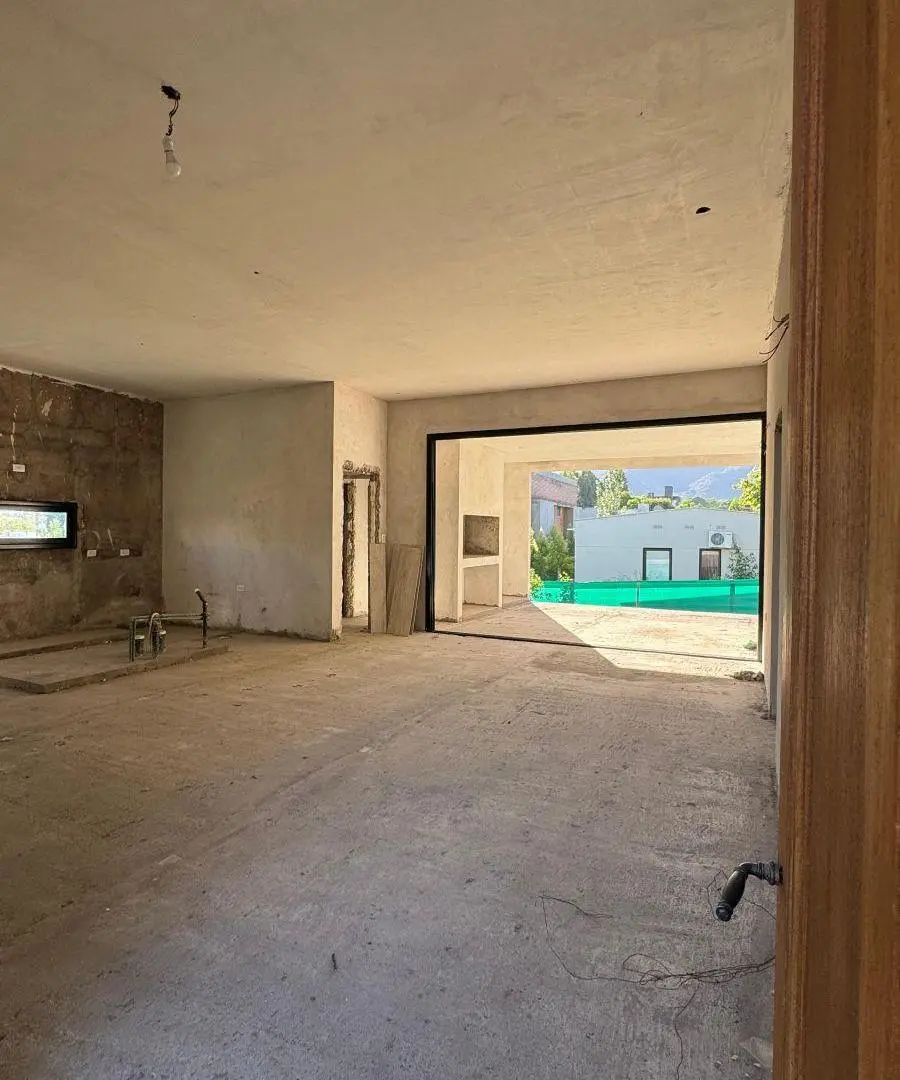 Oportunidad en Barrio Privado La Emilia: Excelente Ubicacion - Se Acepta anticipo mas financiación. 5