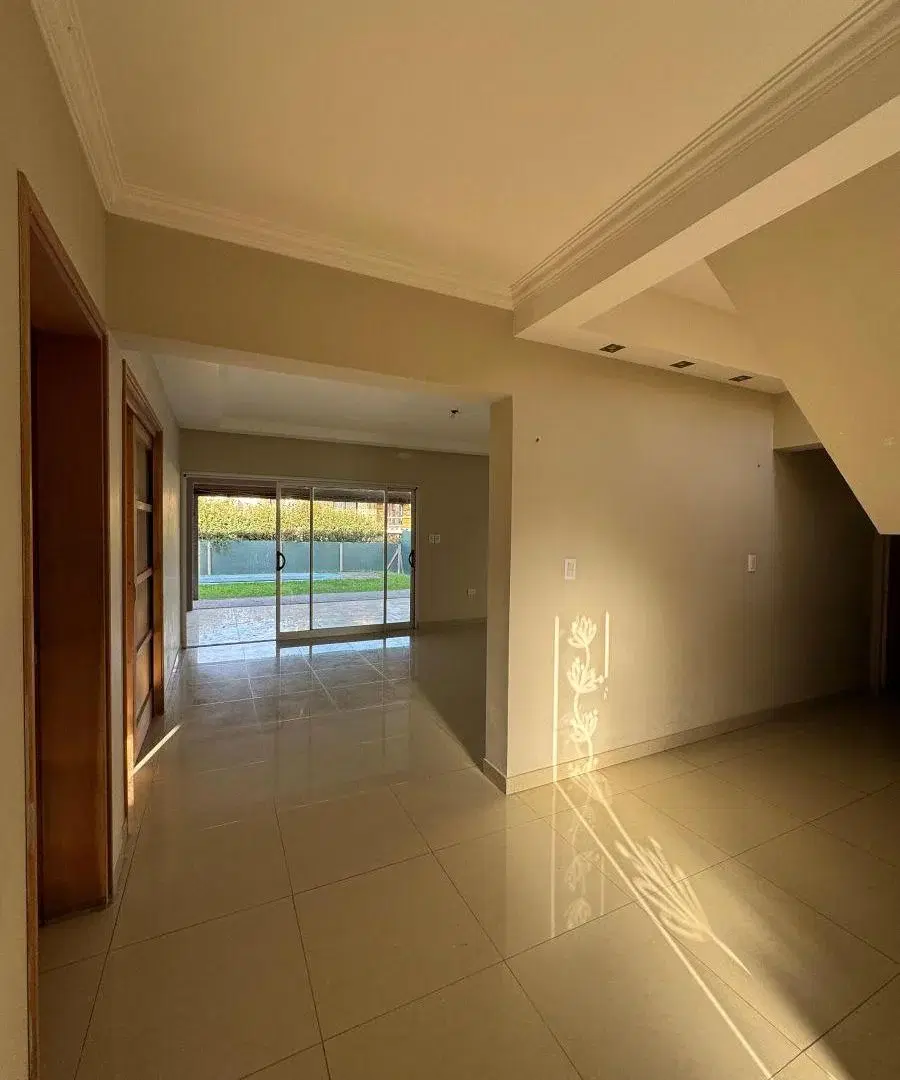 Exclusiva casa en Barrio Privado Alto Verde 2 3