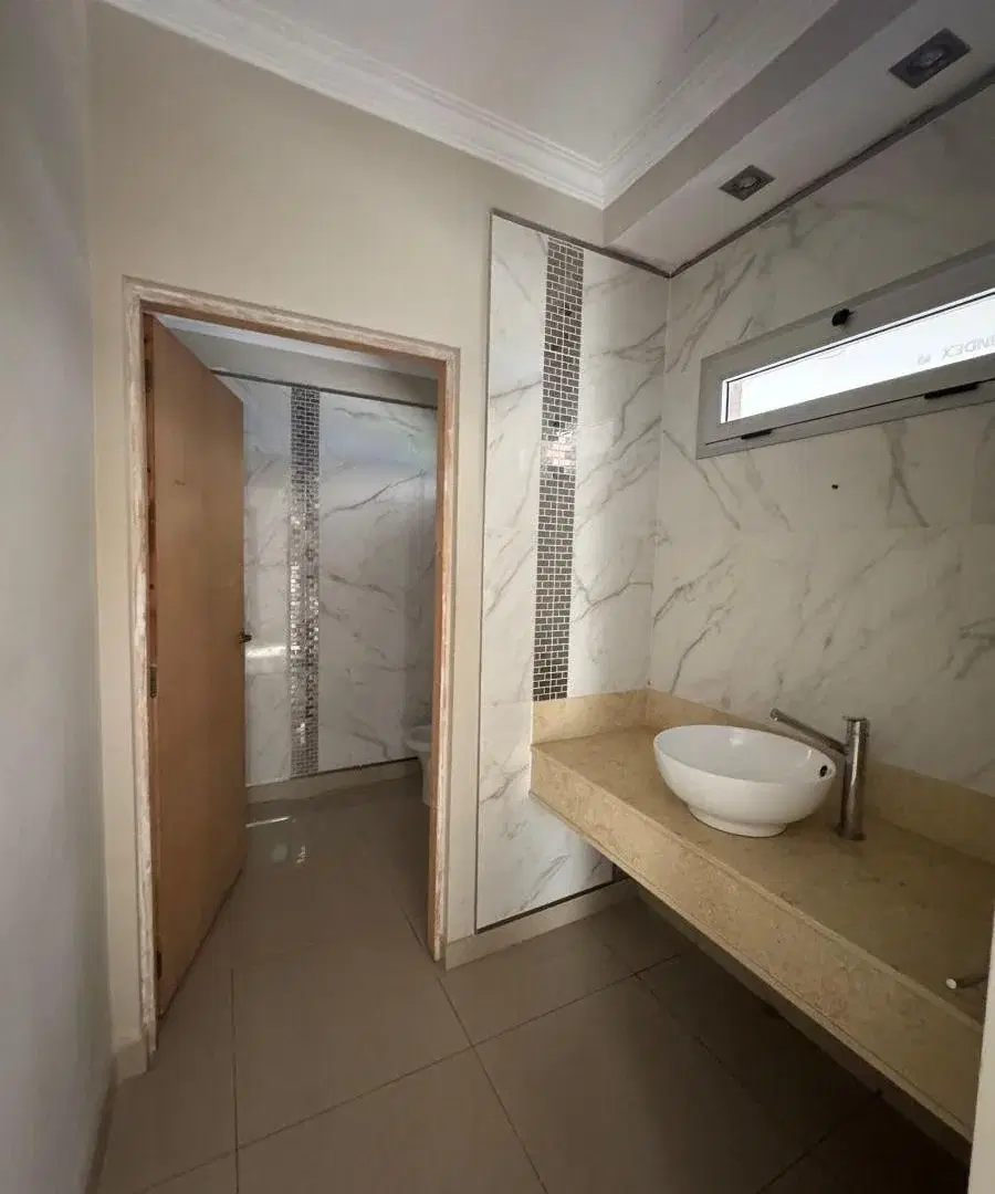 Exclusiva casa en Barrio Privado Alto Verde 2 5