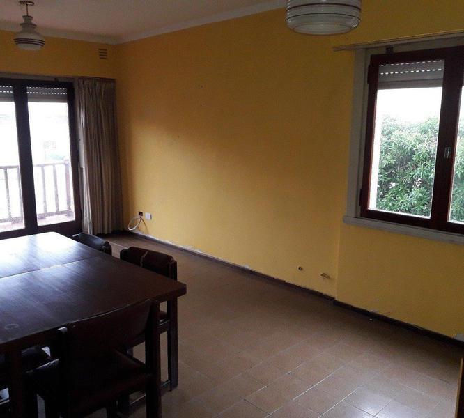 Foto de Departamento 3 amb a la calle. 75m2 cub. Cochera. Constitución., imagen 2