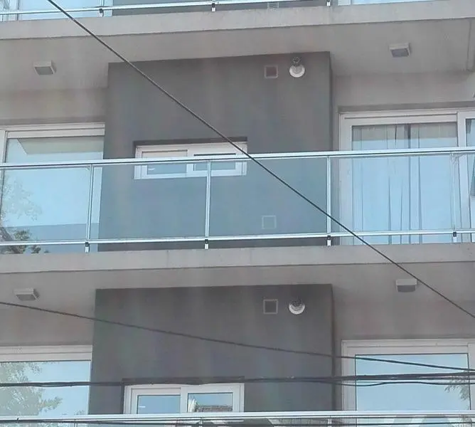 Departamento 2 amb a la calle con balcón. Cochera. Plaza Mitre. Apto Crédito!!! 3
