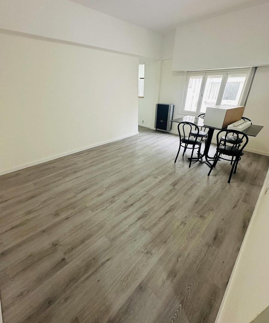 Departamento con 60 m² construidos, 2 dormitorios en venta en La Perla