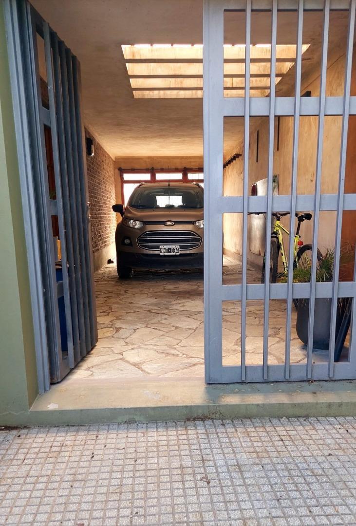 Foto de Excelente propiedad de 250m2, sobre un lote de 500m2.!!, imagen 1