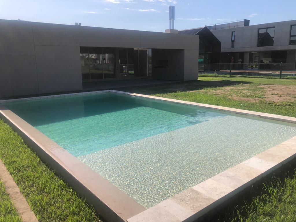 Foto de Exclusiva Residencia en Alquiler, imagen 2