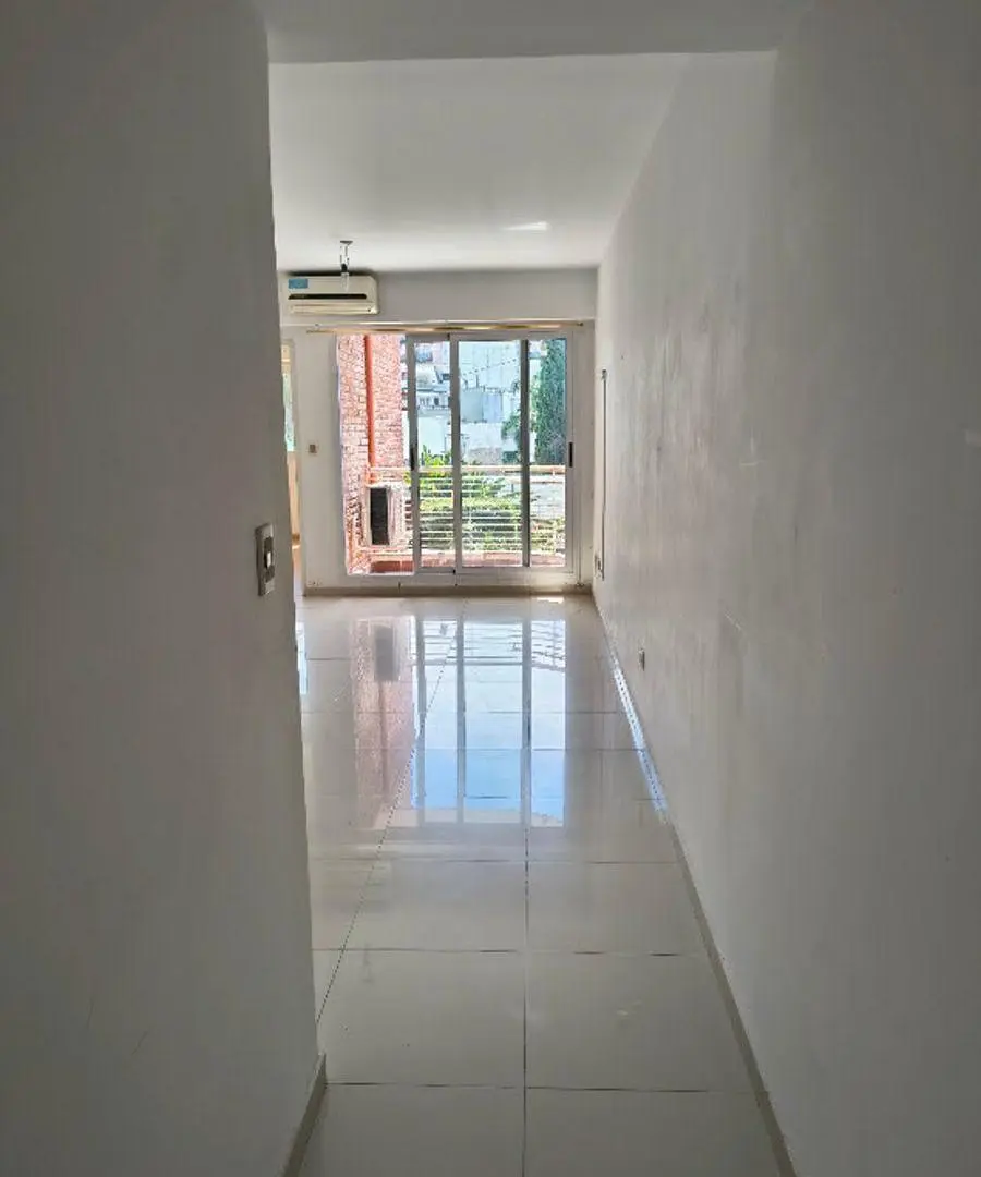 DEPARTAMENTO EN ALQUILER A 2 CUADRAS DE LA ESTACIÓ LADO SUR 5