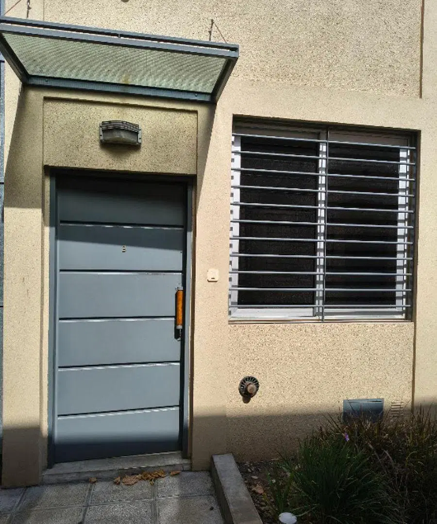 Excelente departamento tipo duplex en condominio con pileta 4