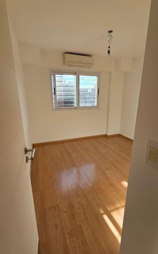 Foto de EXCELENTE DEPARTAMENTO DE 3 AMBIENTES UBICADO A SOLO 2 CUADRAS DE LA, imagen 4
