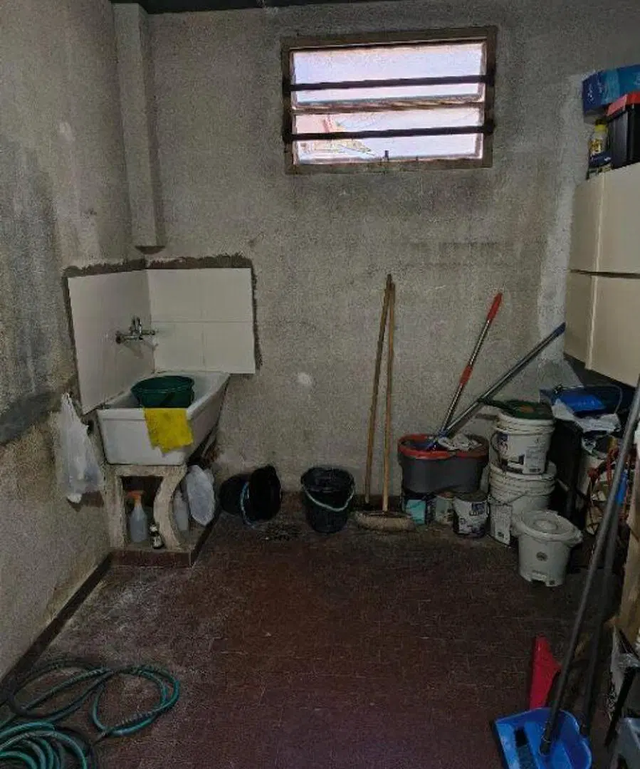 Excelente dúplex con garage en Barrio Guemes 8