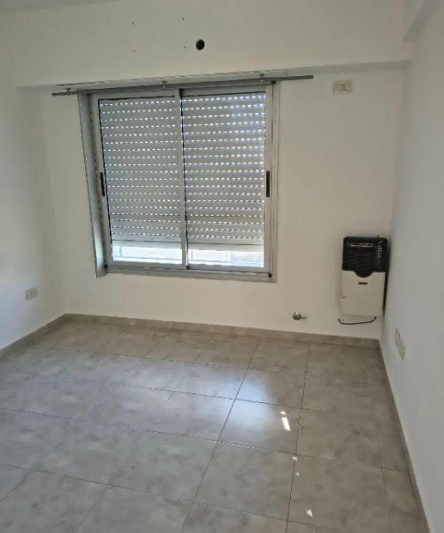 Departamento en alquiler excelente ubicación en HAEDO 1