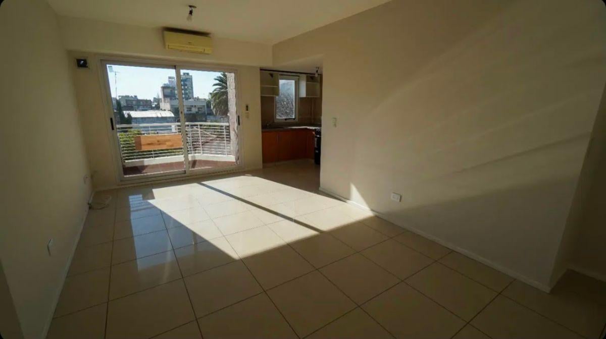 Foto de Impecable departamento alquiler con balcón al frente, imagen 5