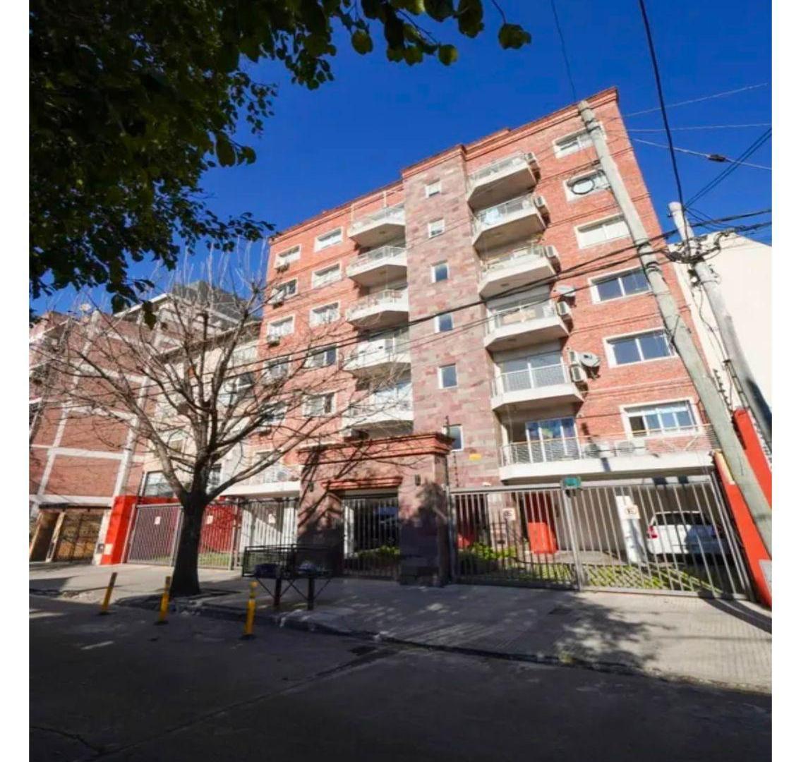 Foto de Impecable departamento alquiler con balcón al frente, imagen 1