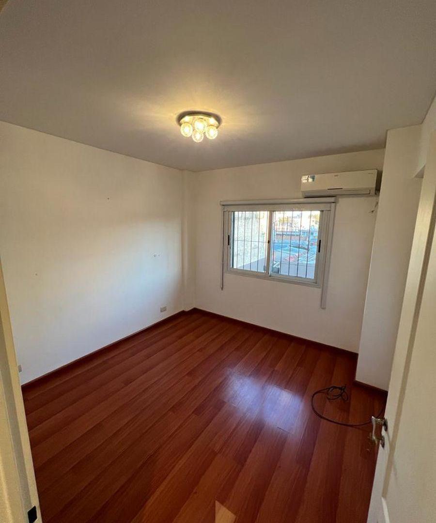 Foto de Impecable departamento con cochera en alquiler, 2 ambientes., imagen 3