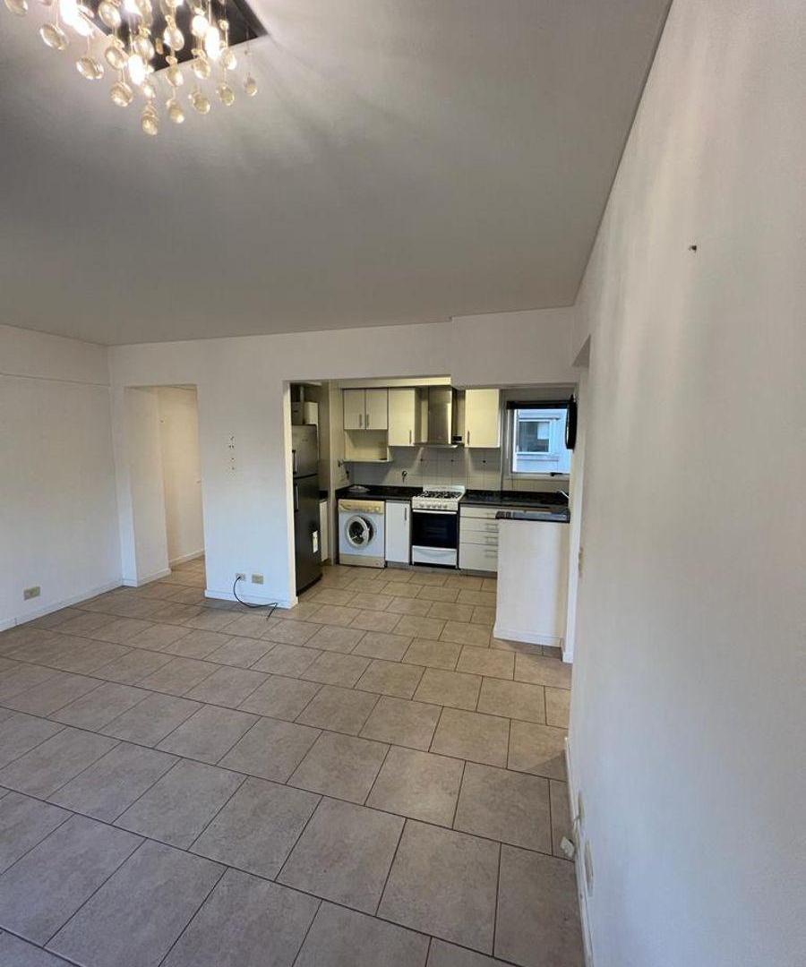 Foto de Impecable departamento con cochera en alquiler, 2 ambientes., imagen 2