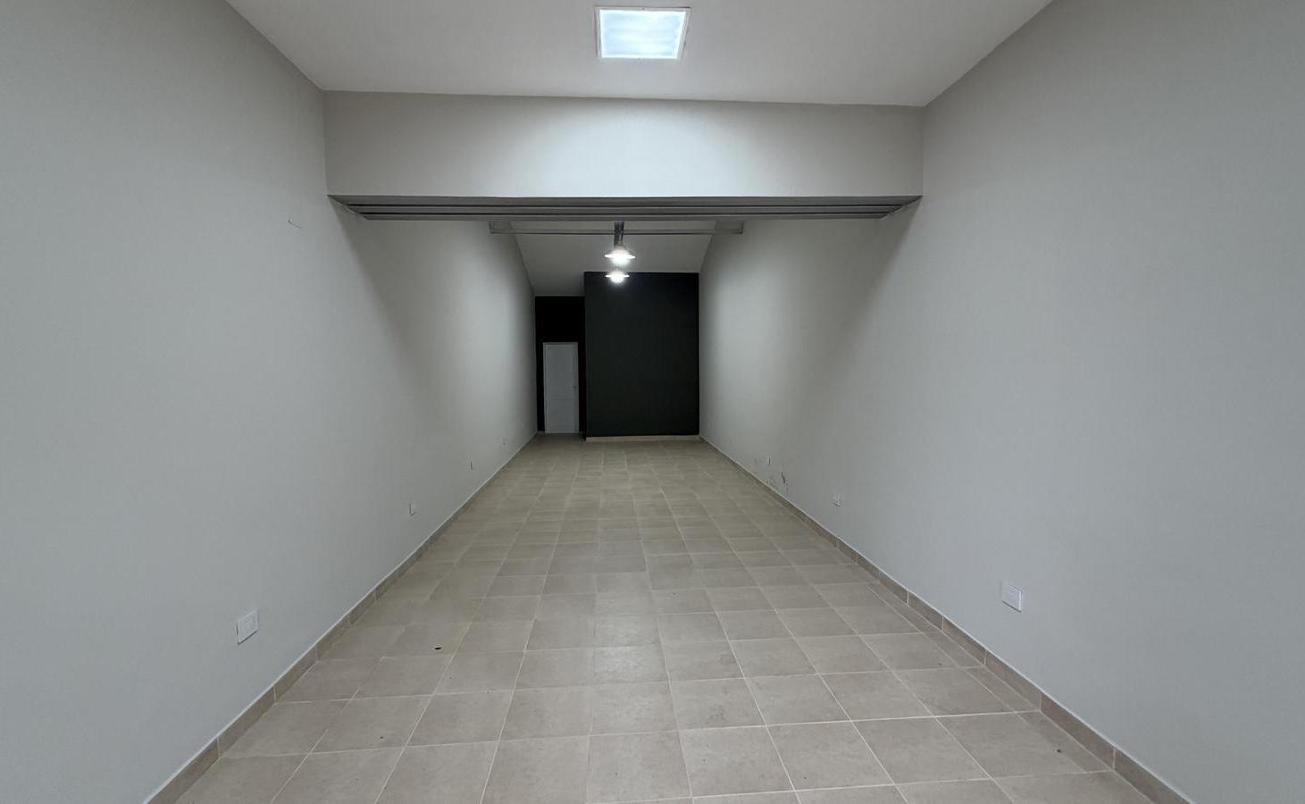 Local Comercial en Alquiler sobre Av. San Martin al 1900