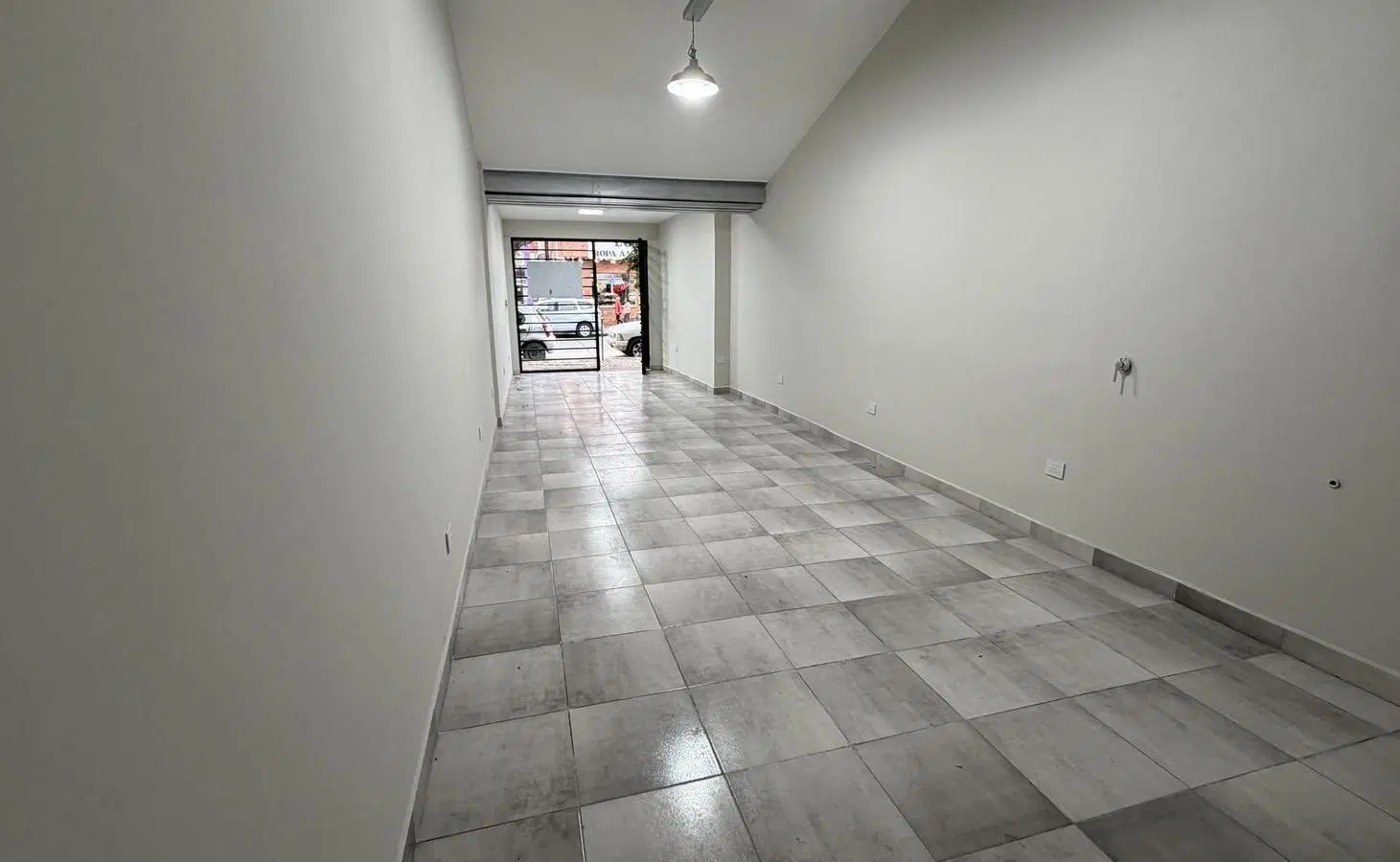 Local Comercial en Alquiler sobre Av. San Martin al 1900 - Apto Gastronomia 4