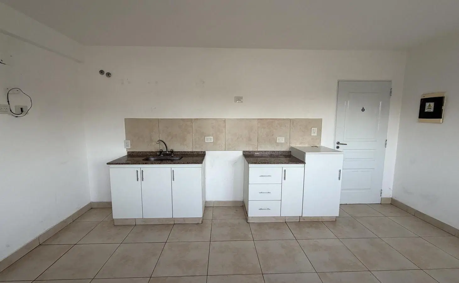 Departamento 1 dormitorio en alquiler - Av. San Martin al 1900 - Salta Capital 3