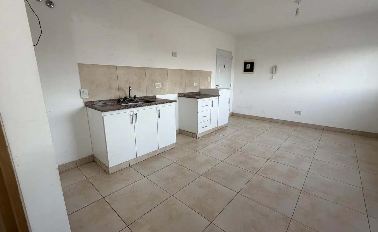 Departamento 1 dormitorio en alquiler - Av. San Martin al 1900 - Salta Capital 5