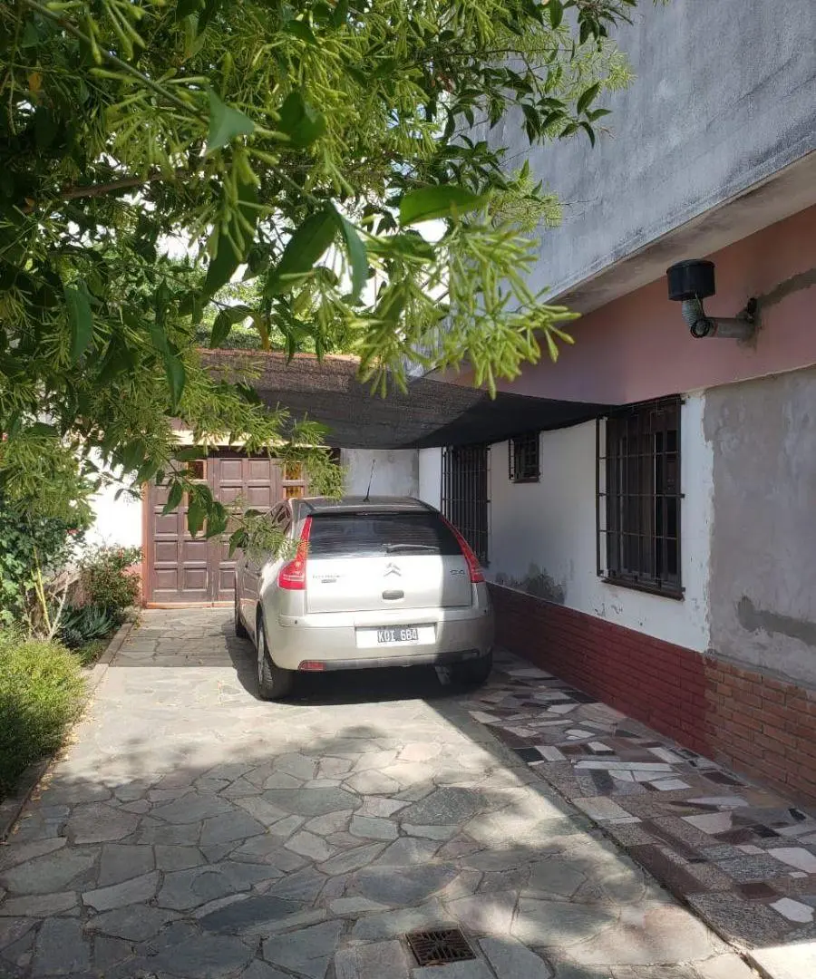 CHALET EN VENTA A 300 METROS DE LA ESTACION DE RANELAGH 4