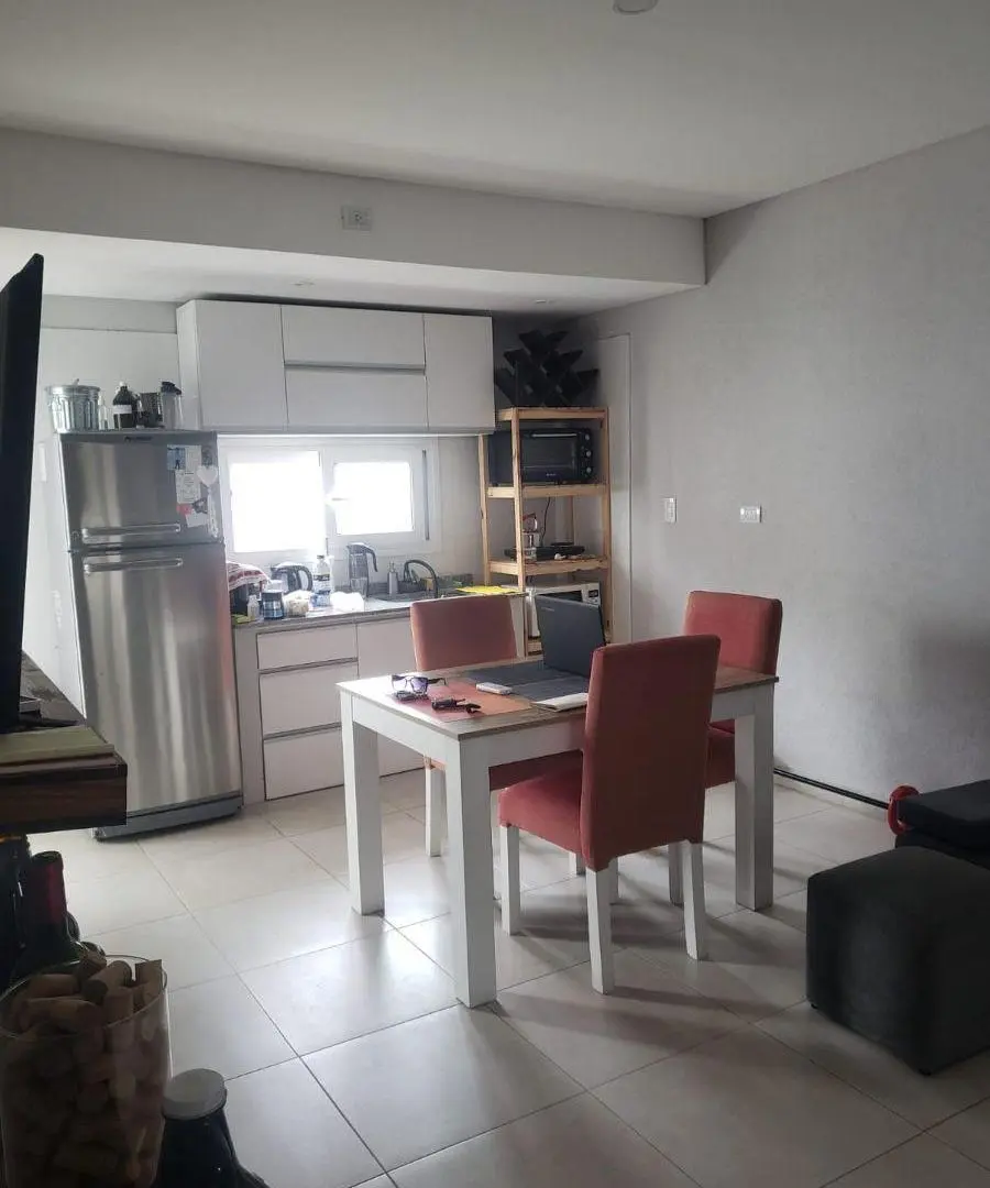 DEPARTAMENTO EN VENTA – PLANTA BAJA , A 3 CUADRAS DE AV MITRE 2