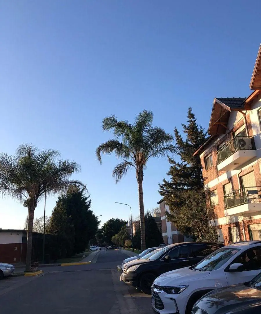 DEPARTAMENTO EN BARRIO PRIVADO LA COLINA, A PASOS DE AV MITRE 3