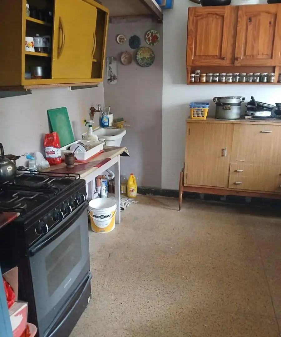 Casa de 3 ambientes con patio, depósito y terraza – Munro 3