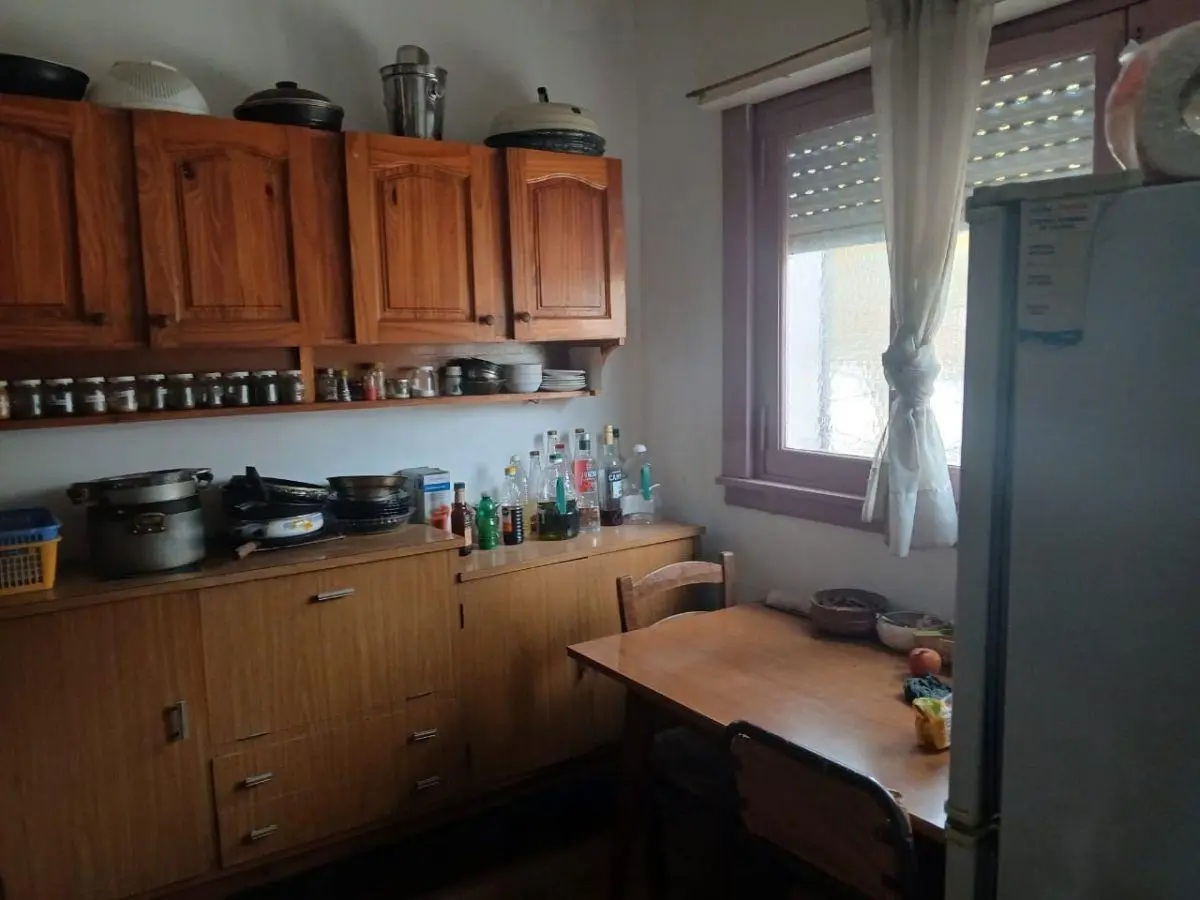 Casa de 3 ambientes con patio, depósito y terraza – Munro 1