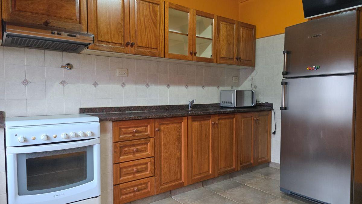 Foto de FLORIDA OESTE PH de 5 Ambientes con Garage, Patio con Parrilla, imagen 2