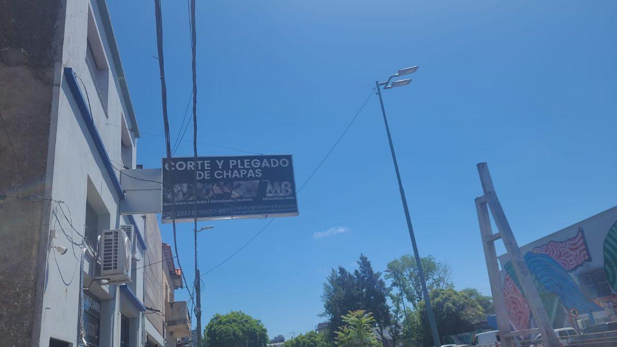 Foto de Galpón en 1er Piso con Vivienda en Florida Belgrano Norte Sobre Av, imagen 2