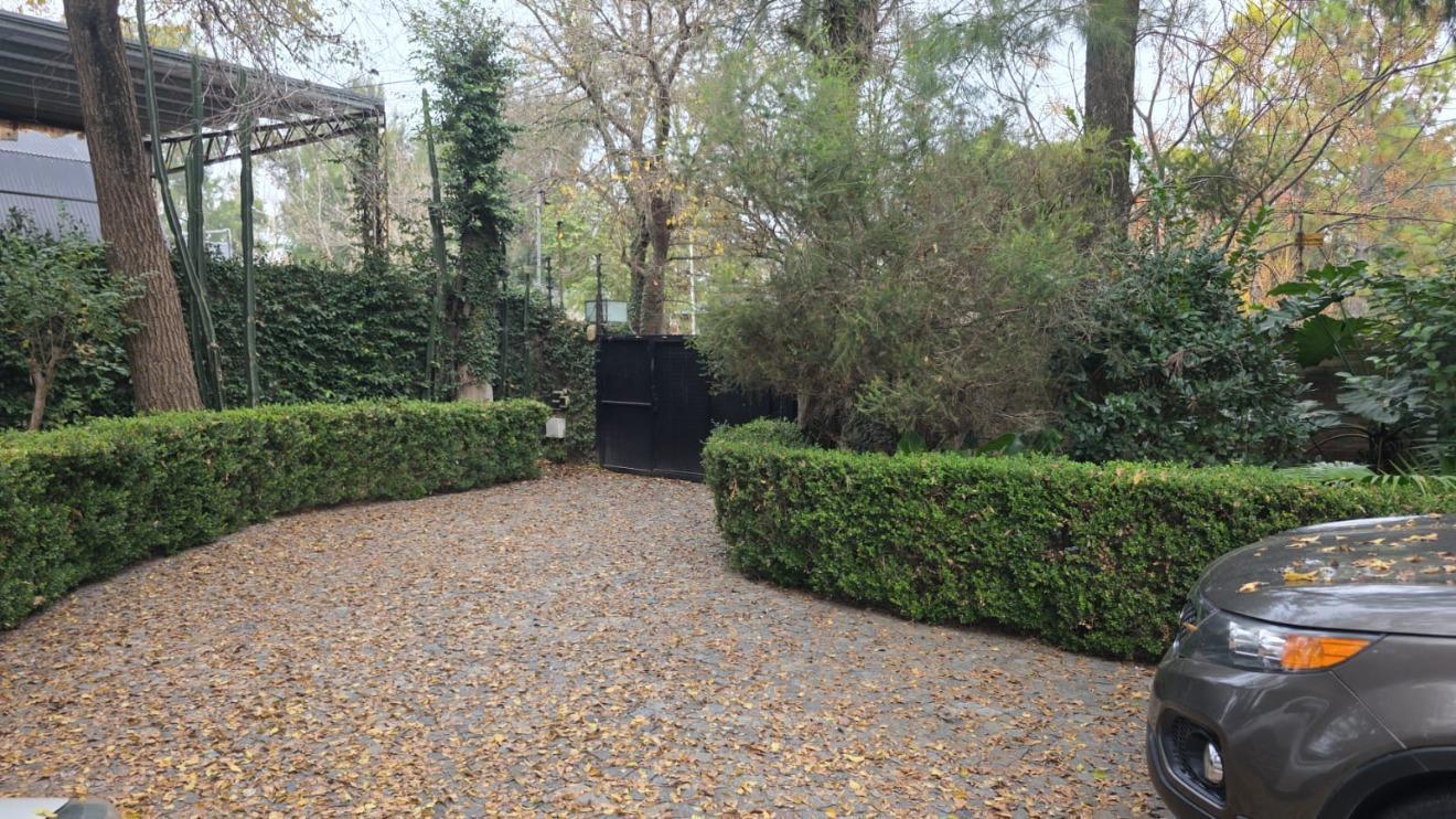Foto de Casa Quinta En Tortuguitas De 6 Ambientes | 2 Suites, Pileta, Jardín Y, imagen 3
