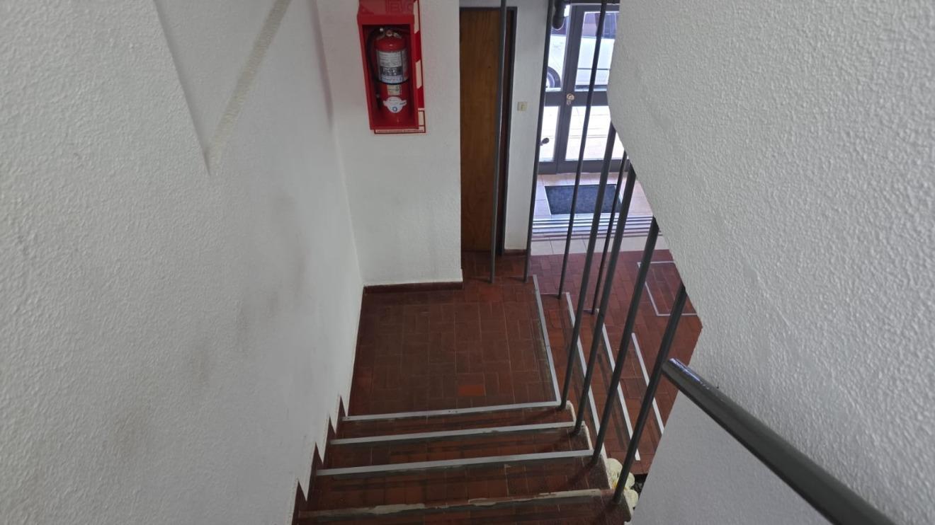 Foto de Alquiler De 2 Ambientes En Olivos | Cerca Del Puerto Y La Estación, imagen 4