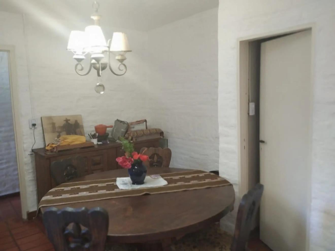Foto de Casa En Venta En Florida | 6 Ambientes Con Cochera, Jardín e Hidromasaje, imagen 5