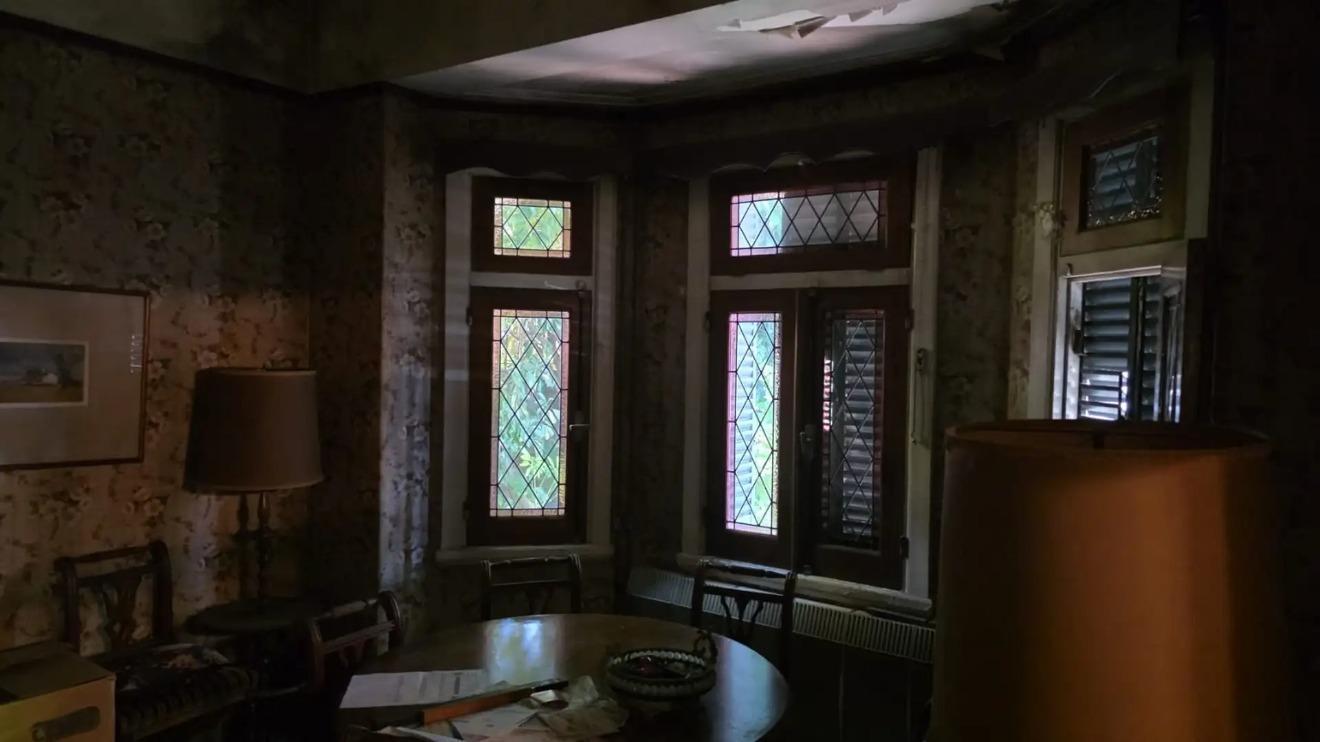 Foto de Casa De Estilo Neocolonial Con 6 Ambientes (Jardín, Quincho Y Cochera), imagen 4