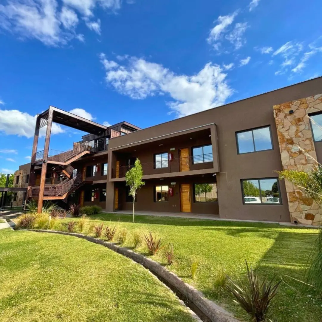 NOBLE Servicios Inmobiliarios ALQUILA DEPARTAMENTOS AMOBLADOS en Complejo LA CAVA 2