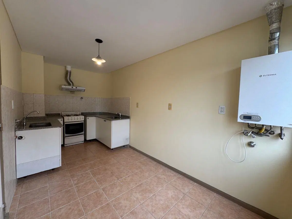 NOBLE Servicios Inmobiliarios VENDE departamento totalmente reciclado, en Godoy Cruz. 8