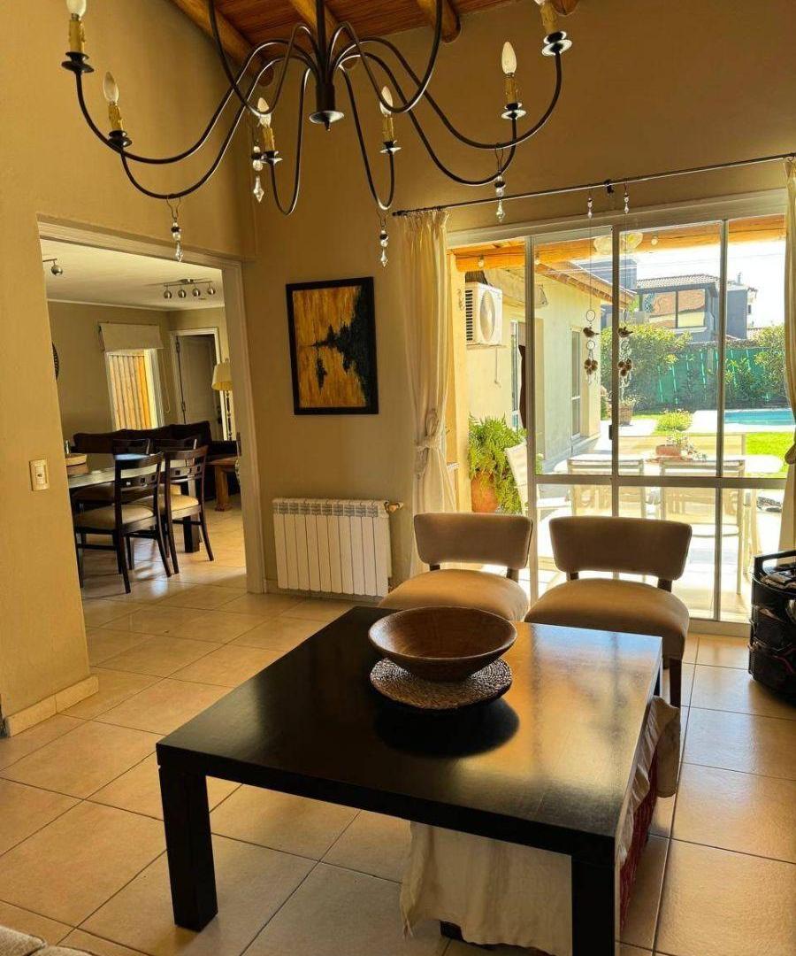 Foto de Casa en venta c/ cochera en Godoy Cruz, imagen 4