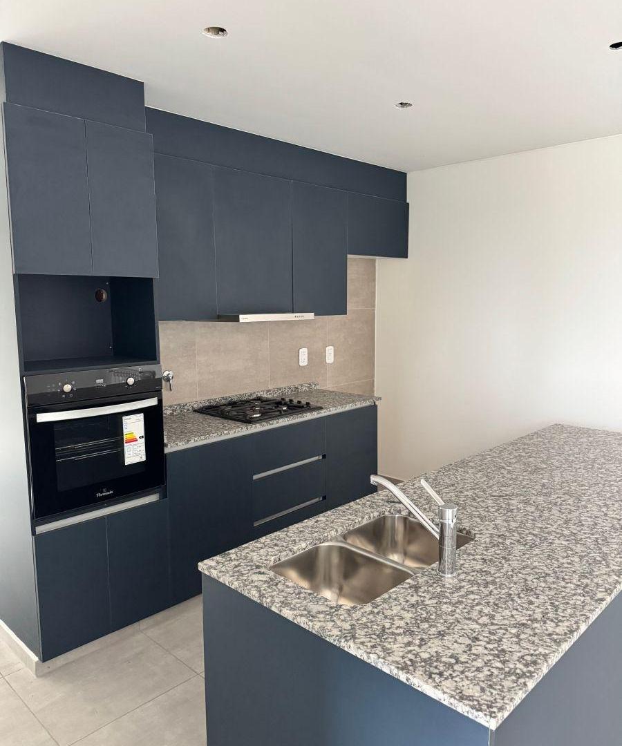 Foto de Departamento en alquiler c/ cochera en Maipú, imagen 4