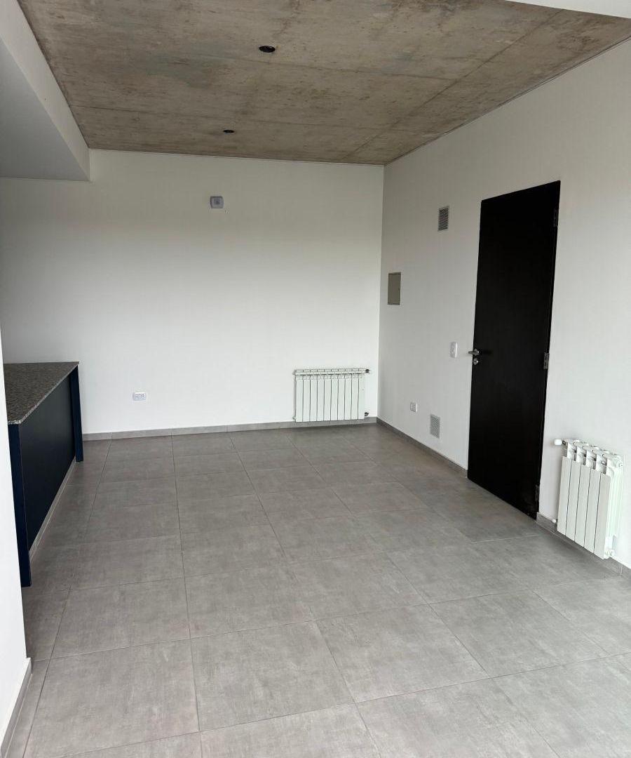 Foto de Departamento en alquiler c/ cochera en Maipú, imagen 5