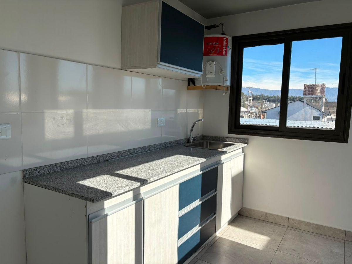 Foto de CAPITAL PROP ALQUILA! (JIG) Excelente Local Comercial en Esquuina., imagen 5