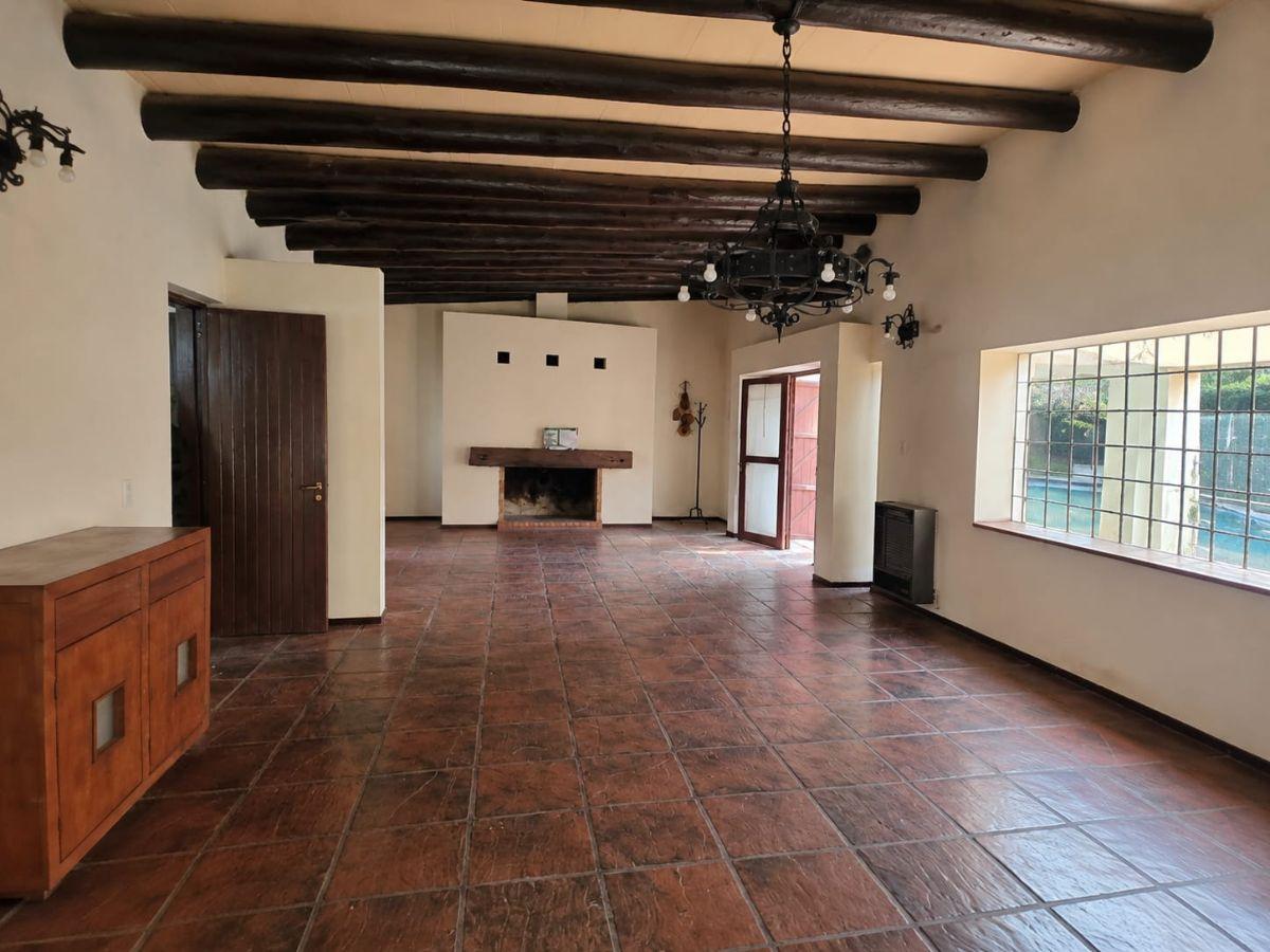 Foto de CAPITAL PROP! VENDE (JIG) Casa, Gran Oportunidad Calle Guardia Vieja, imagen 3