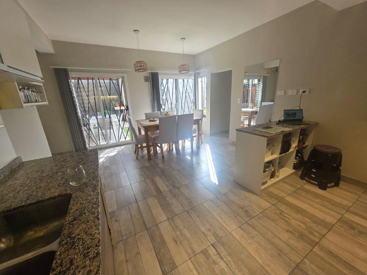 Foto de Capital Prop VENDE Casa en barrio Privado Paseo Di Fiore Lujan de Cuyo, imagen 3