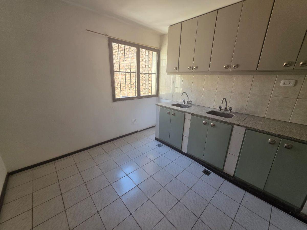 Foto de Capital Prop Vende Departamento calle Sobremonte 333, Dorrego, imagen 2